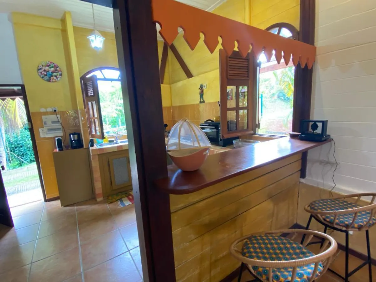 וילה לה למנטין Magnifique Lodge En Bois Avec Piscine Et Jardin De 800 M2 מרטיניק
