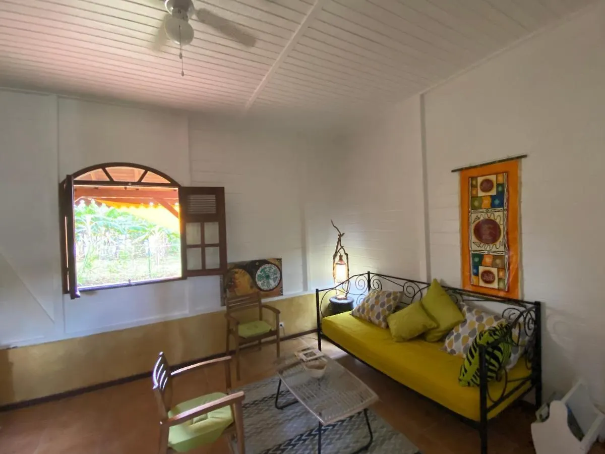 לה למנטין Magnifique Lodge En Bois Avec Piscine Et Jardin De 800 M2 מרטיניק