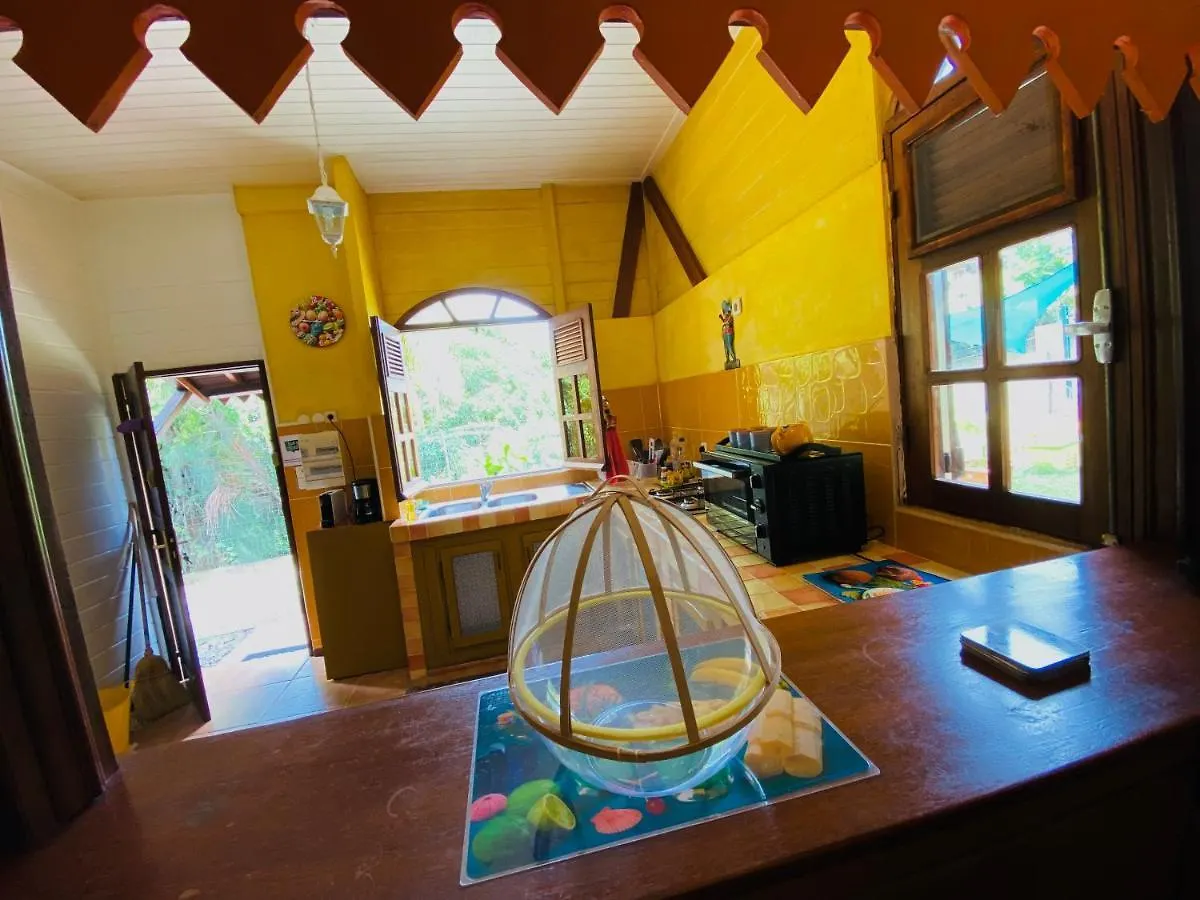 לה למנטין Magnifique Lodge En Bois Avec Piscine Et Jardin De 800 M2 0*, לה למנטין מרטיניק
