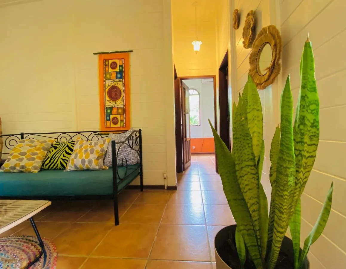 לה למנטין Magnifique Lodge En Bois Avec Piscine Et Jardin De 800 M2 וילה לה למנטין