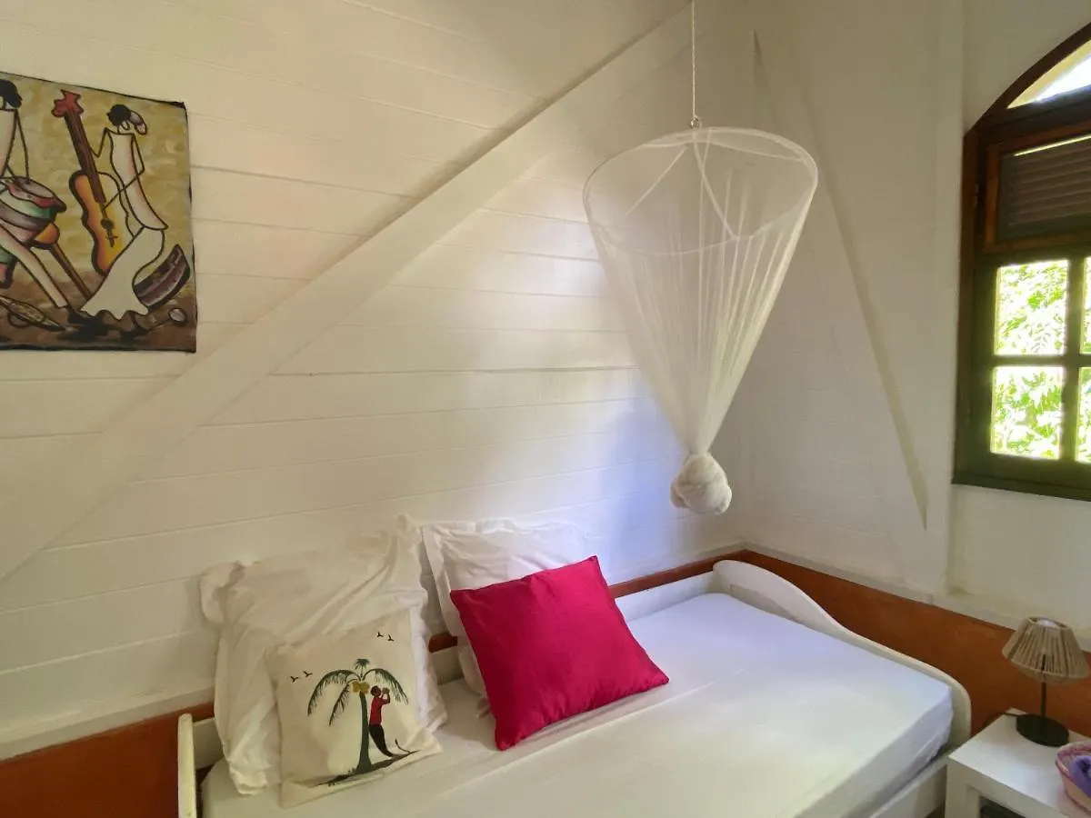 לה למנטין Magnifique Lodge En Bois Avec Piscine Et Jardin De 800 M2 0*, לה למנטין
